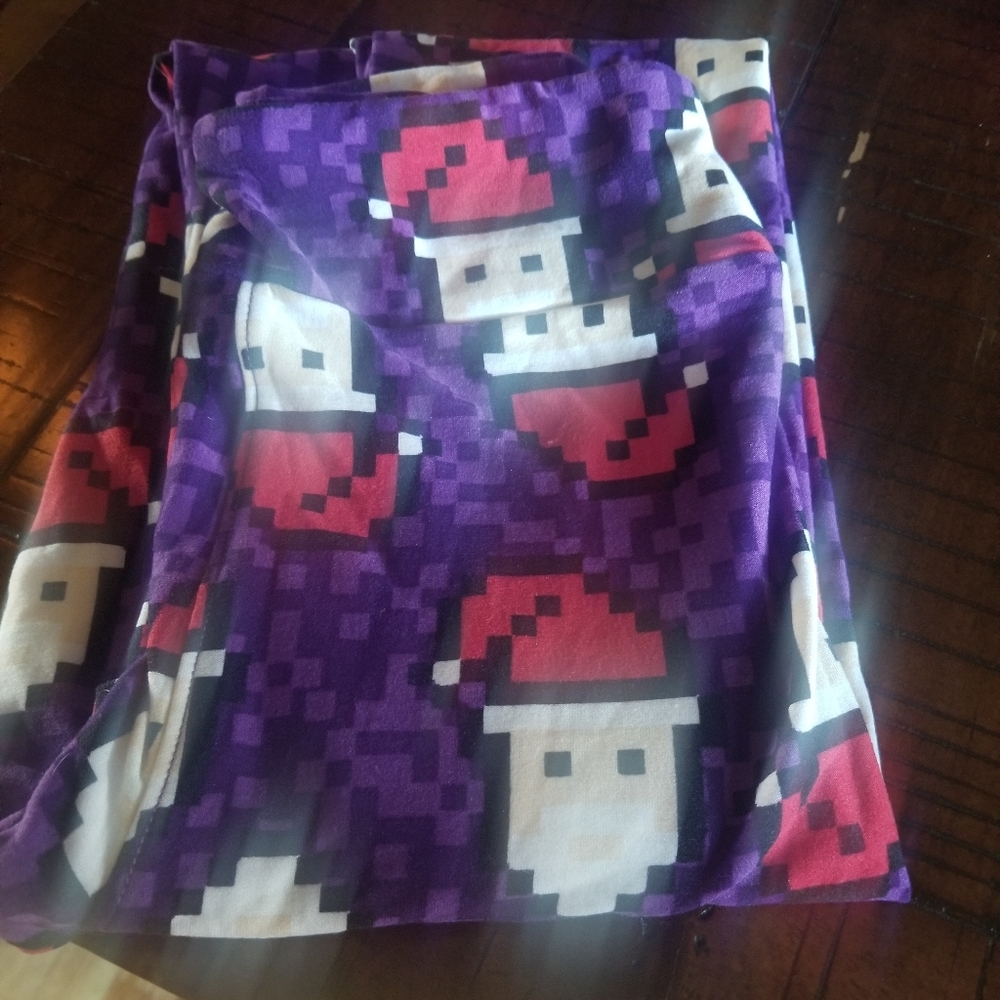 Lula Roe Tween leggings